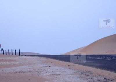 road-umm-al-quwain-desert-featured